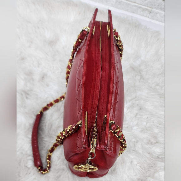 ✨ Chanel Vintage Red Leather Shoulder Bag – Rare Model ✨ - Picture 7 of 16